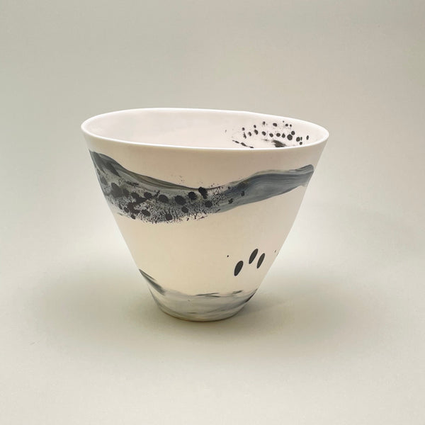 Felicity Bodycoat - 'Undercurrent' Porcelain Vase (fbo008)