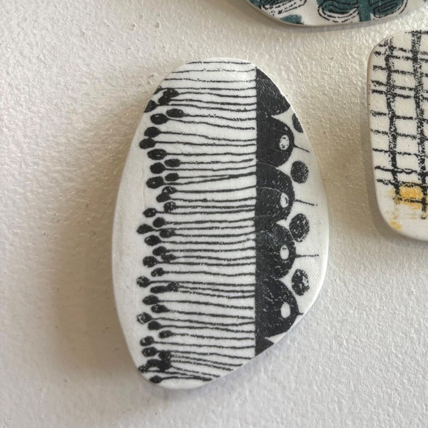 Michelle Karsdorp - Mijn Designs Ceramic Screen-printed Brooch (mka023)