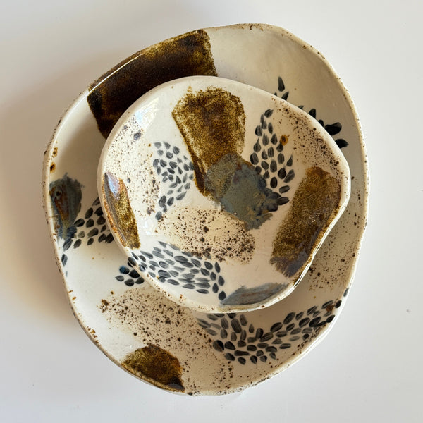 Deep Earth Ceramics by Sally Smith - Medium Dish (ssm008)