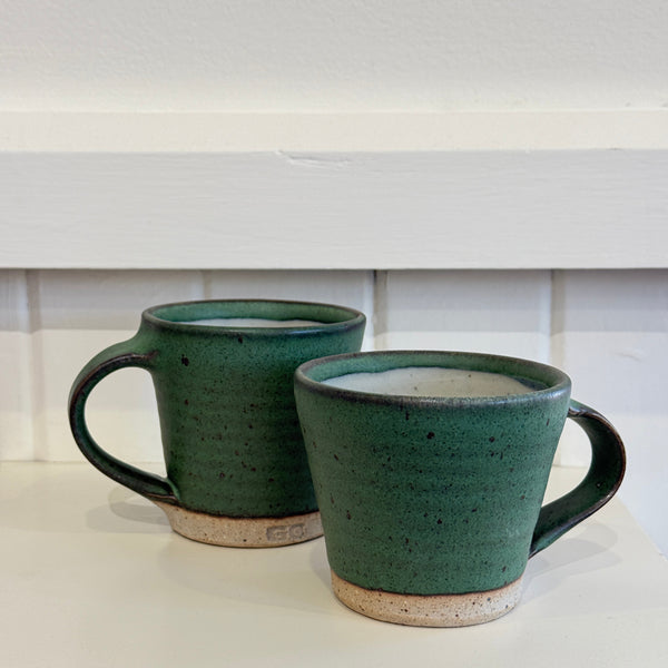 Greg Crowe - Green Mugs (gcr329)