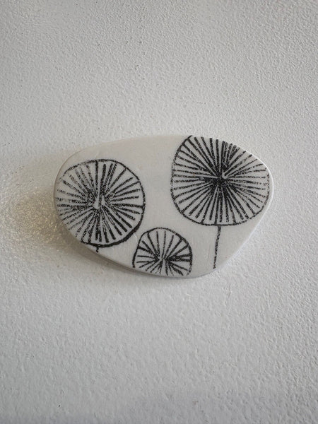 Michelle Karsdorp - Mijn Designs Ceramic Screen-printed Brooch (mka023)