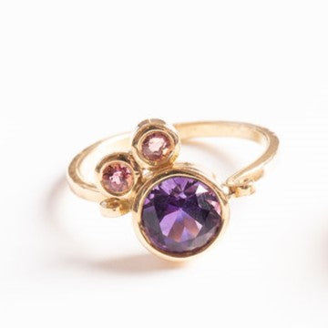 Bethamy Linton-Tellus Amethyst Cluster Ring - 18ct Yellow Gold, 22ct Gold Setting. 2 Amethysts 1 Pink WA Tourmaline (bli031)