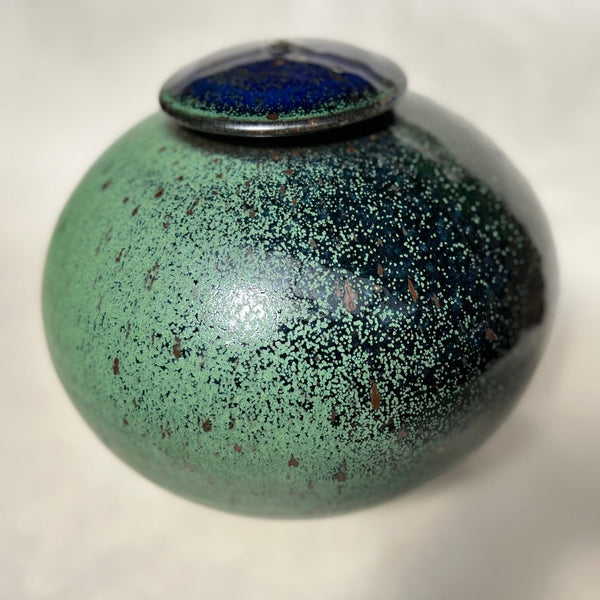 Greg Crowe - Large Lidded Spherical Pot, 2023. Stoneware Clay, Gas Fired Reduction (gcr060)