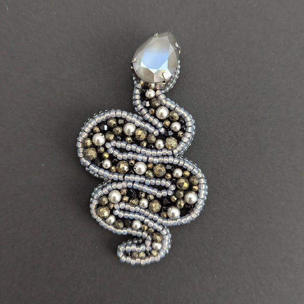 Cynthia Poh - Swarovski and Austrian Crystal Snake Brooch (cpoh35)