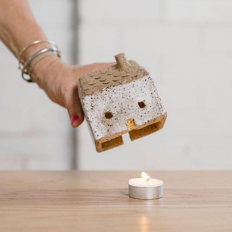 Deep Earth Ceramics by Sally Smith - Tiny Ceramic Houses (ssm001)