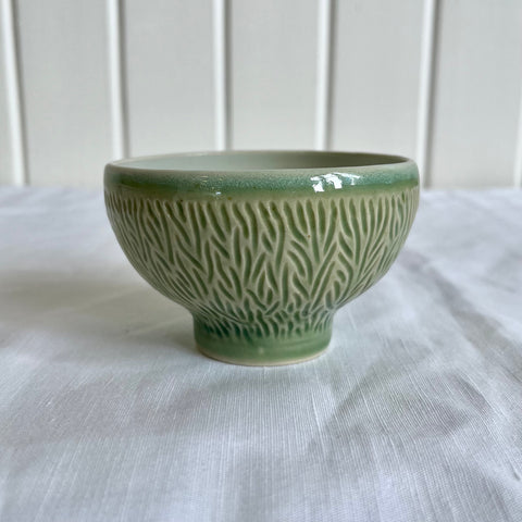 Robbie Kerr - Small Bowl White and Green Carved (rke040)