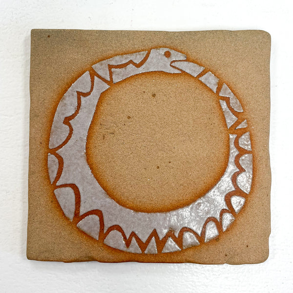 Moira Court - Ceramic Stencil Tiles (mco038)