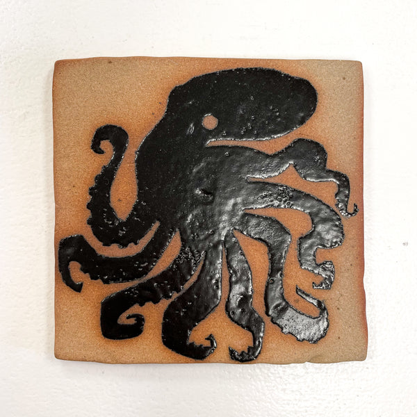 Moira Court - Ceramic Stencil Tiles (mco038)