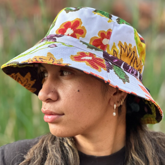 Juluwarlu - Native Flowers Reversible Bucket Hat - Design by Mrs. Read (m/jul028)
