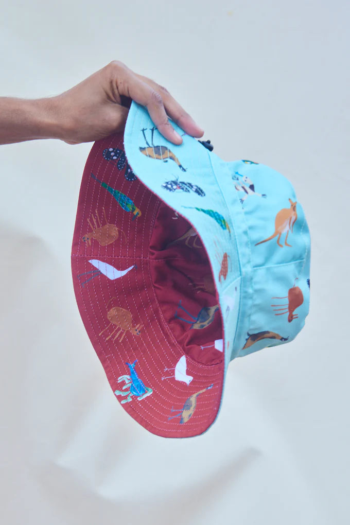 Juluwarlu - Thalu Ngarli Reversible Bucket Hat (m/jul059)