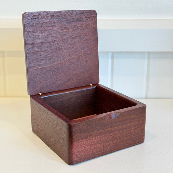 Christian Rendtorff - Reclaimed Jarrah Medium Square Box (cren165)