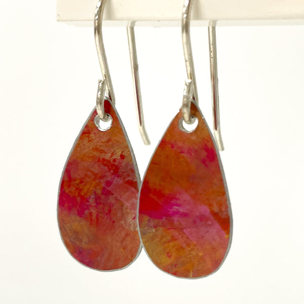 Leela Dilkes-Hoffman - Small Anodised Aluminium Earring (ldh004)