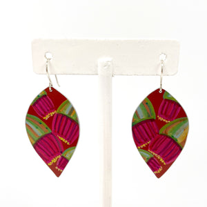 Leela Dilkes-Hoffman - Gum Blossom - X-Large Anodised Aluminium Sterling Silver Hook (ldh013)