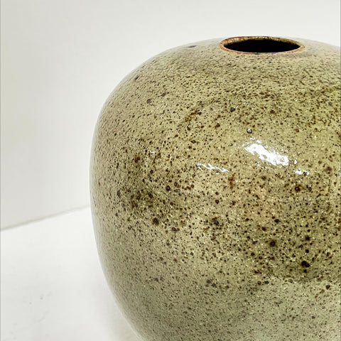 Jess Samuelson - Speckled Green Vase (jsa007)