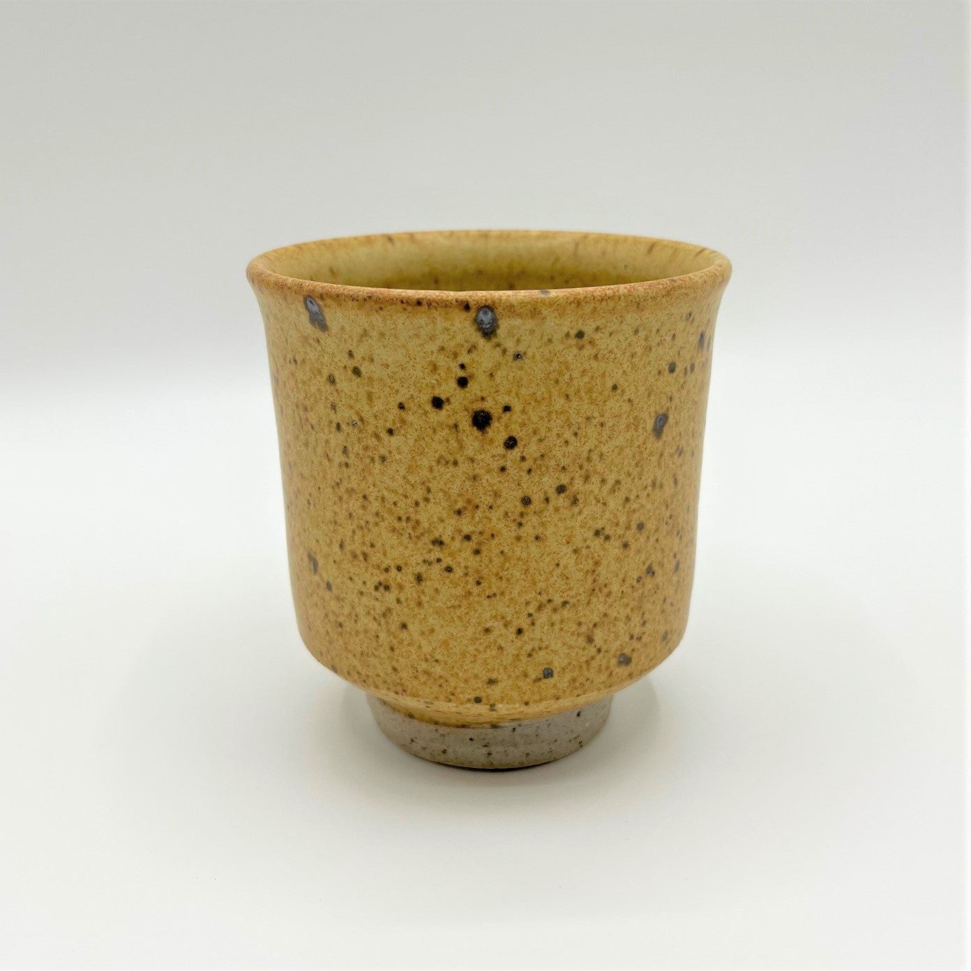 Greg Crowe - Drinking Cups in Yellow / Orange Ash Glaze (gcr022)