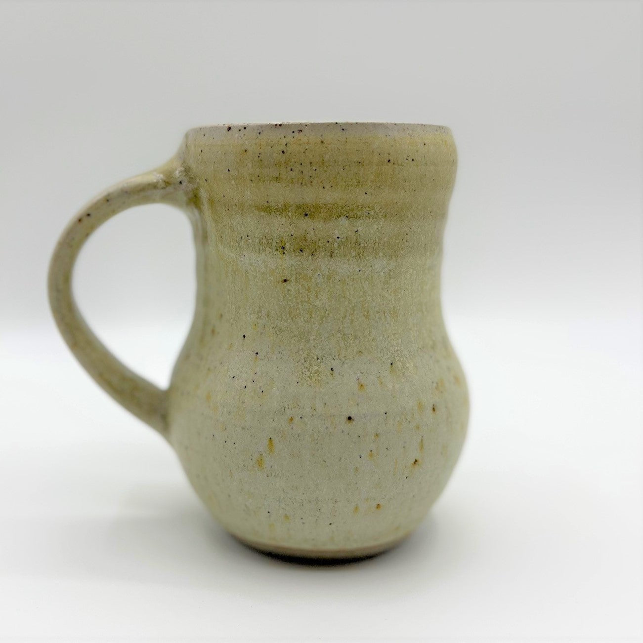 Greg Crowe - Large Mugs with Ash Glaze (gcr025)