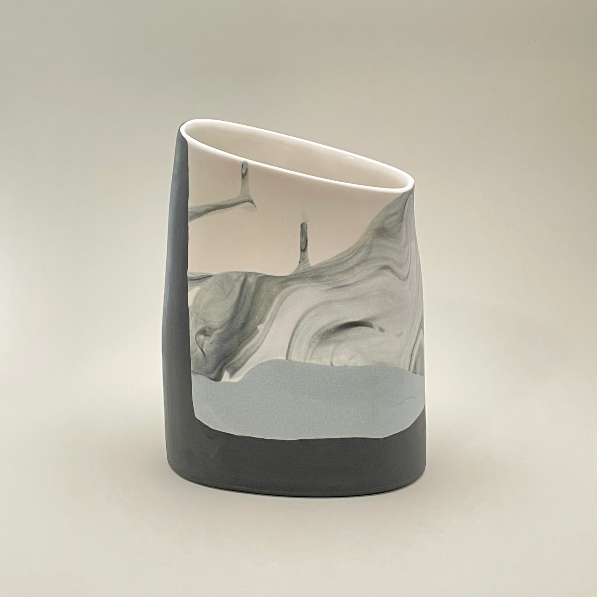 Felicity Bodycoat - 'Ebb & Flow' Vase (fbo007)