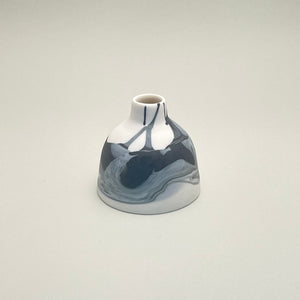 Felicity Bodycoat - 'Wisp 41' Vase Size 1 (fbo024)