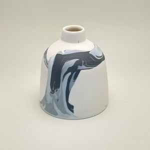 Felicity Bodycoat - 'Wisp 44' Vase Size 4 (fbo022)