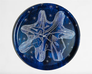 Juluwarlu - Round Tray by Judith Coppin (m/jul005)